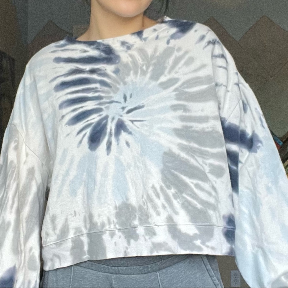 Z Supply cropped tie dye pullover